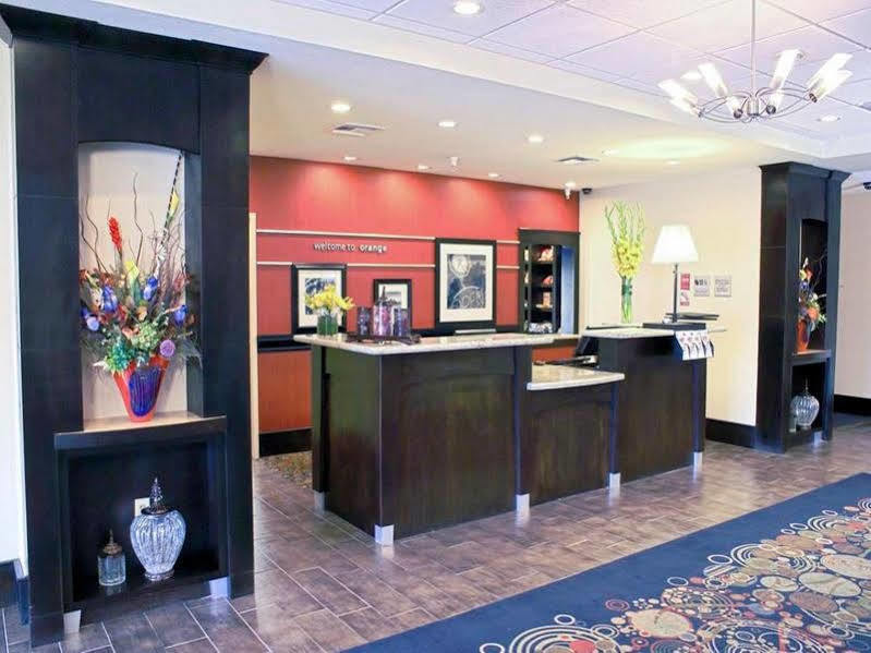 Hampton Inn Orange Exterior photo